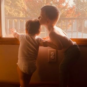 Meet your Posher, Tiare